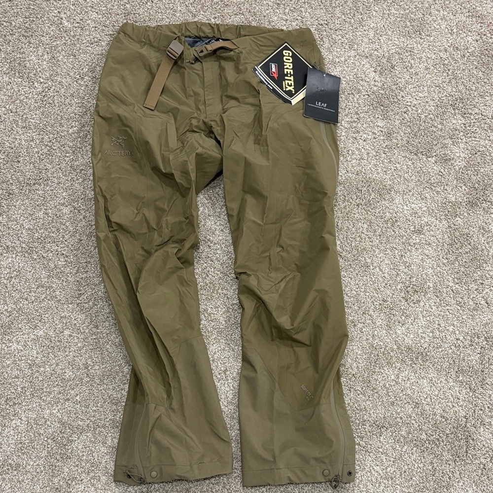 Arc'teryx Alpha LT Pant LEAF GORE-TEX Khaki Pants - Picture 2 of 11
